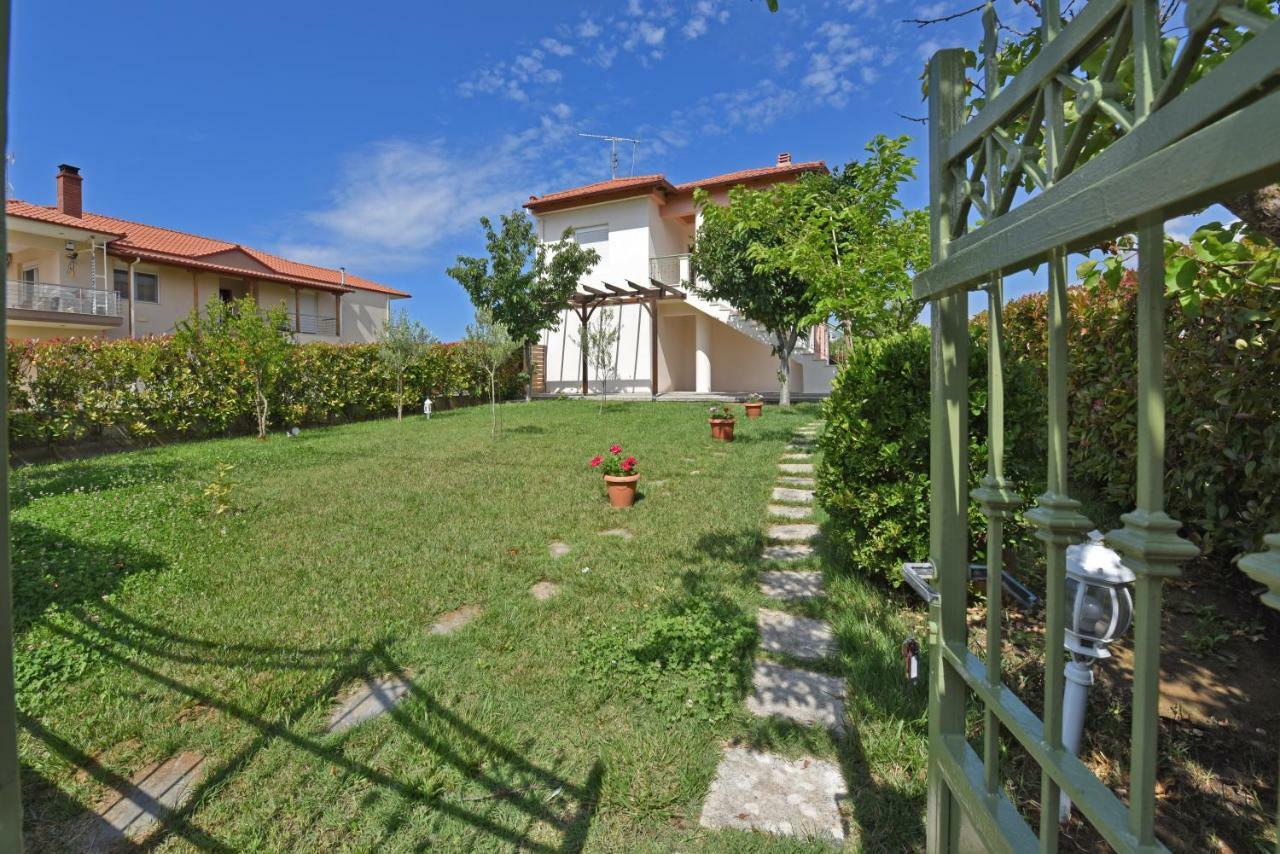 Fotinia Beach House By Rentalspro Services Dionisiou Beach Halkidiki パラリア・ディオニショウ エクステリア 写真